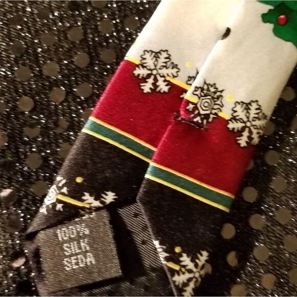 Christmas Musical Tie‎ with Santa and The Snowman - Picture 4 of 4